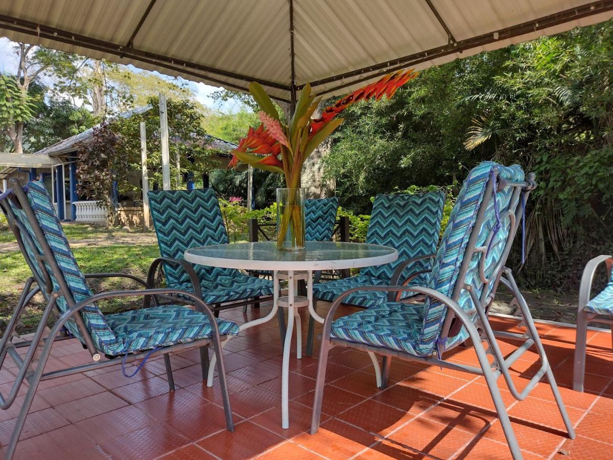 Hotel Campestre El Salitre Villeta Ngoại thất bức ảnh