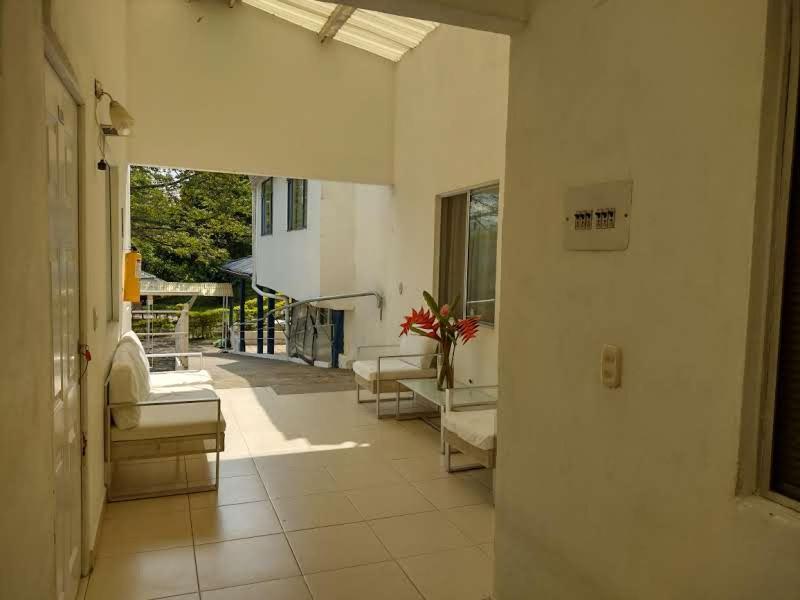 Hotel Campestre El Salitre Villeta Ngoại thất bức ảnh