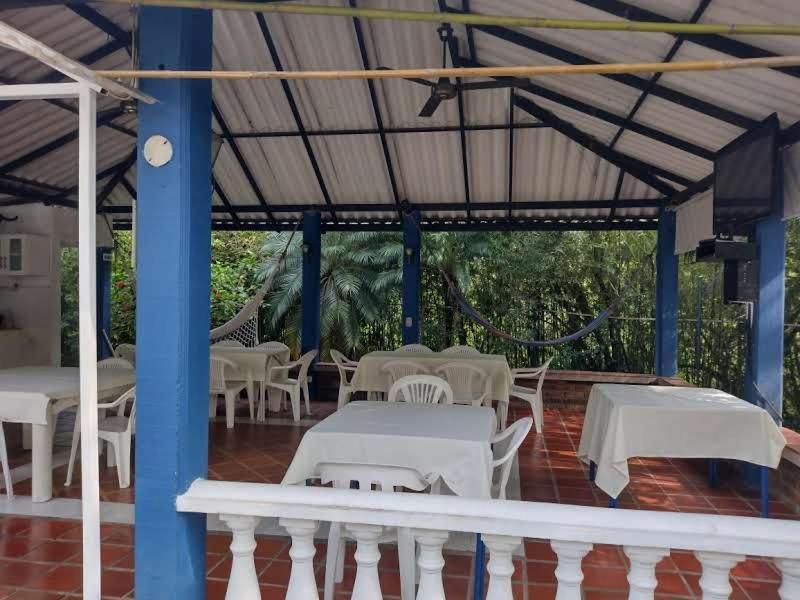 Hotel Campestre El Salitre Villeta Ngoại thất bức ảnh