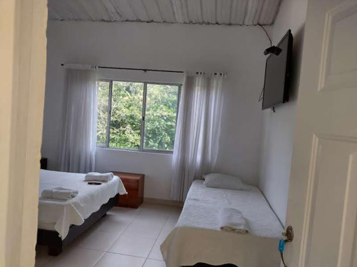 Hotel Campestre El Salitre Villeta Ngoại thất bức ảnh