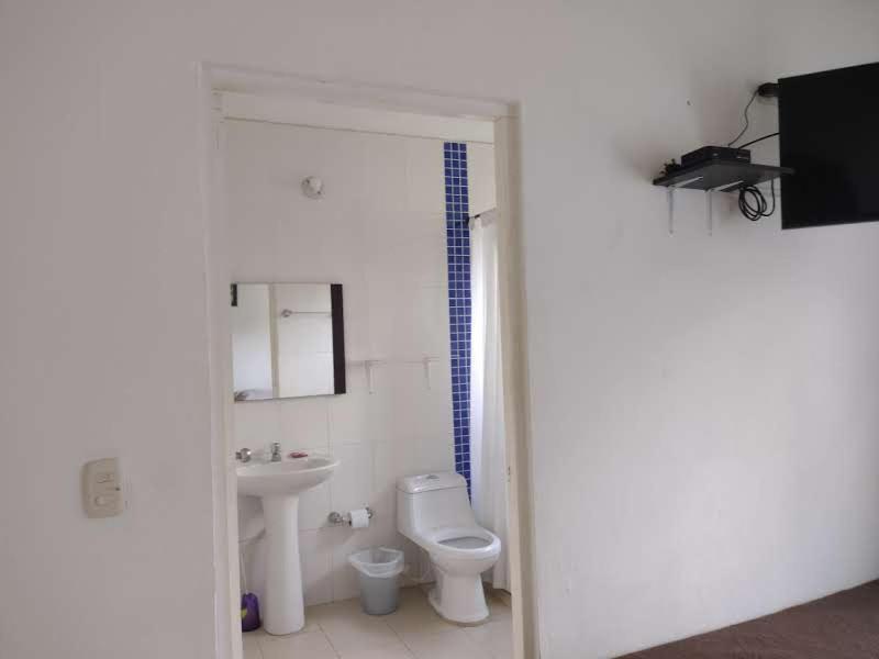 Hotel Campestre El Salitre Villeta Ngoại thất bức ảnh