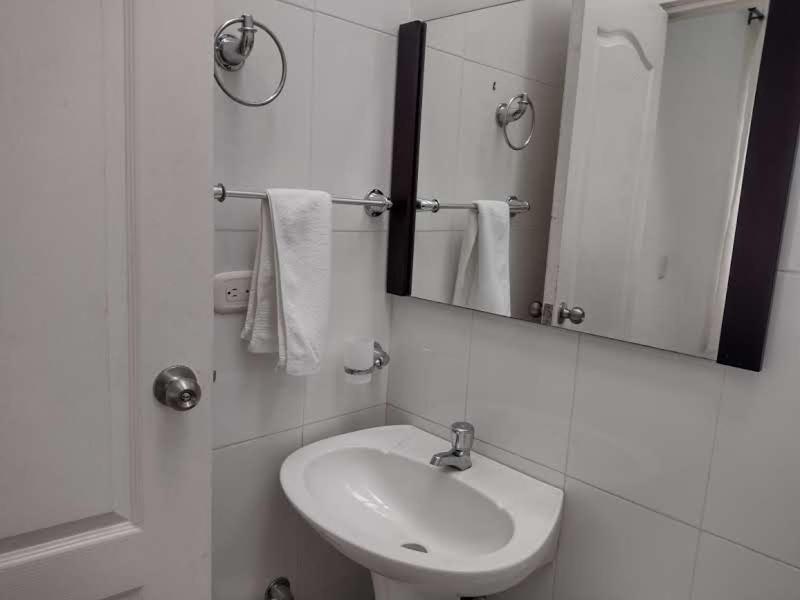 Hotel Campestre El Salitre Villeta Ngoại thất bức ảnh
