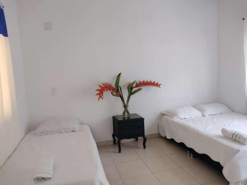 Hotel Campestre El Salitre Villeta Ngoại thất bức ảnh